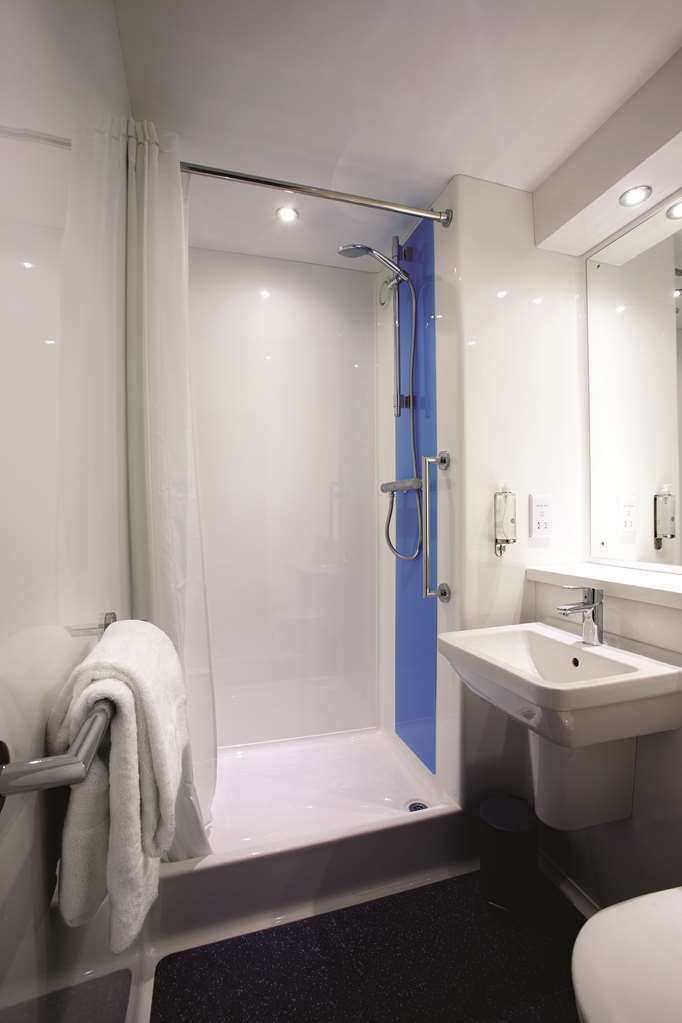 Travelodge Helensburgh Seafront Номер фото